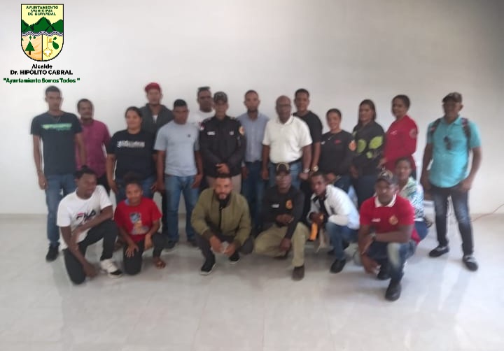 Curso de Capacitación a los Bomberos de Guayabal 